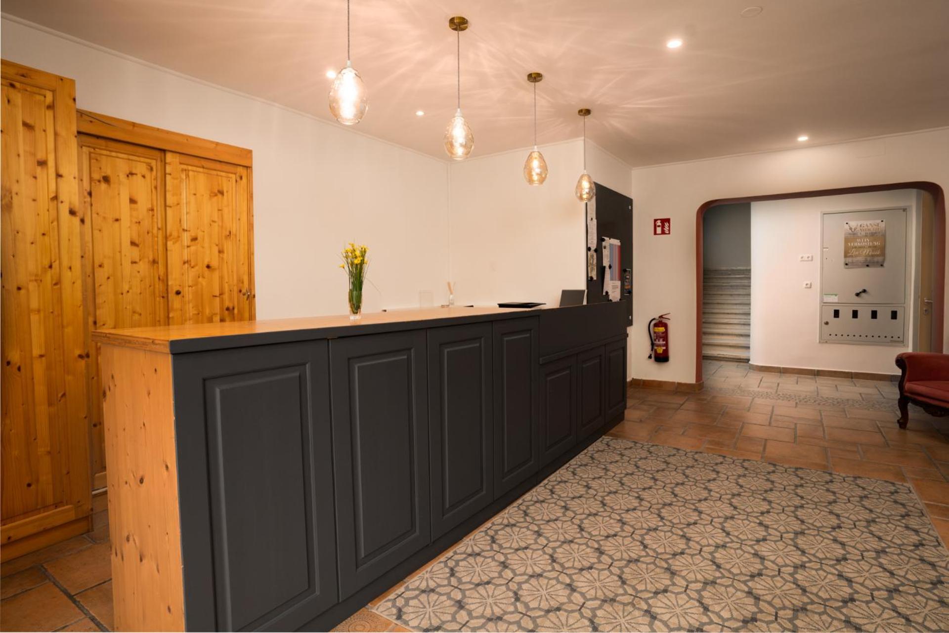 Aparthotel Hirschenhof Apartments 3*